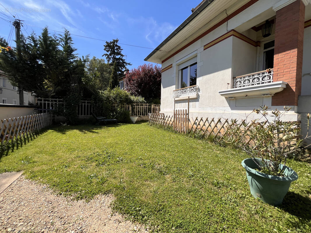 Maison à VILLEFRANCHE-SUR-SAONE