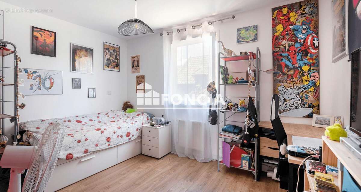 Maison à VILLEBON-SUR-YVETTE
