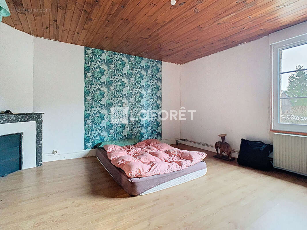 Maison à VILLE-SUR-TOURBE