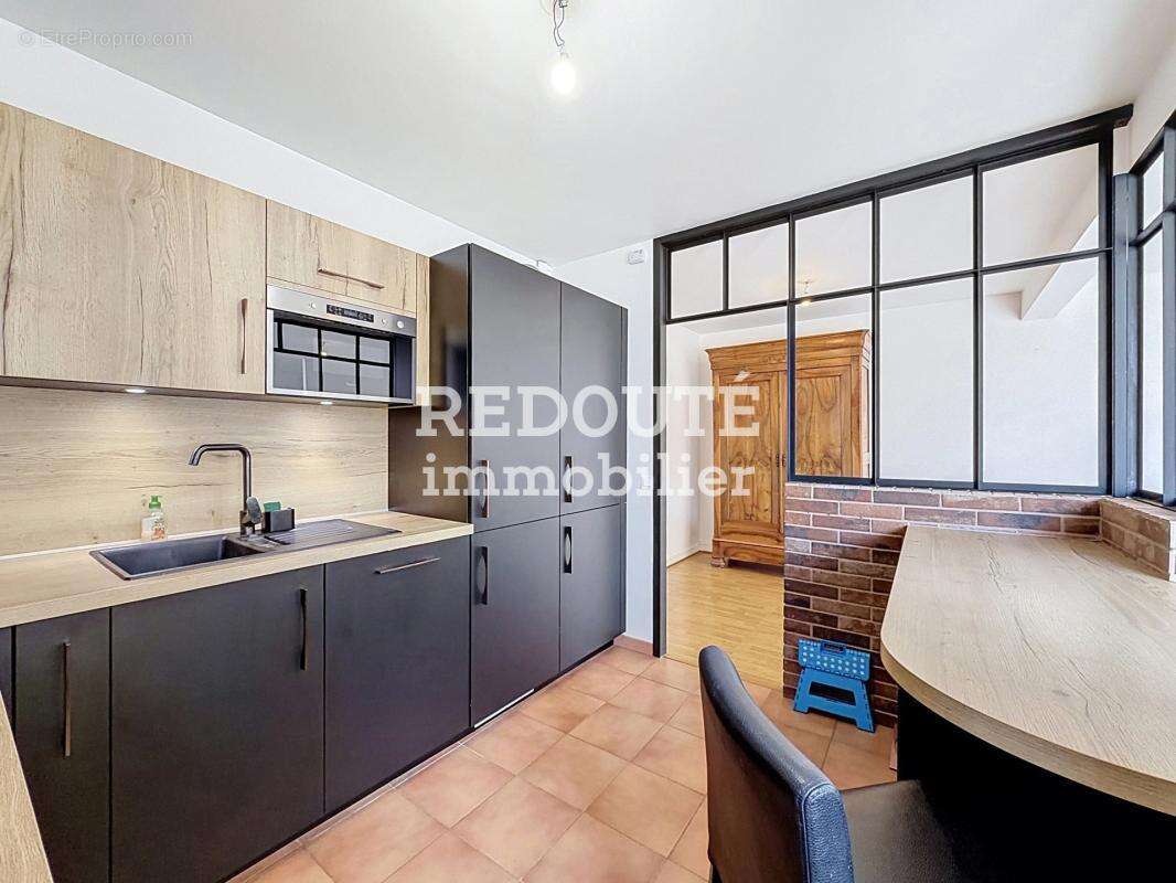 À vendre - appartement t4 avec terrasse panoramique et stationnement - photo 5