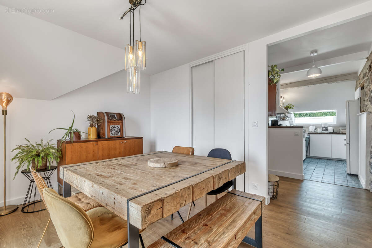 Appartement à AIX-LES-BAINS