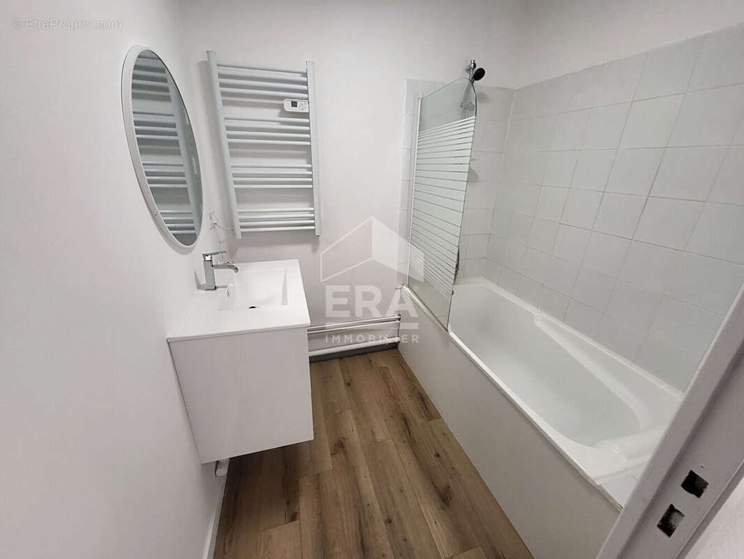 Appartement à AVION