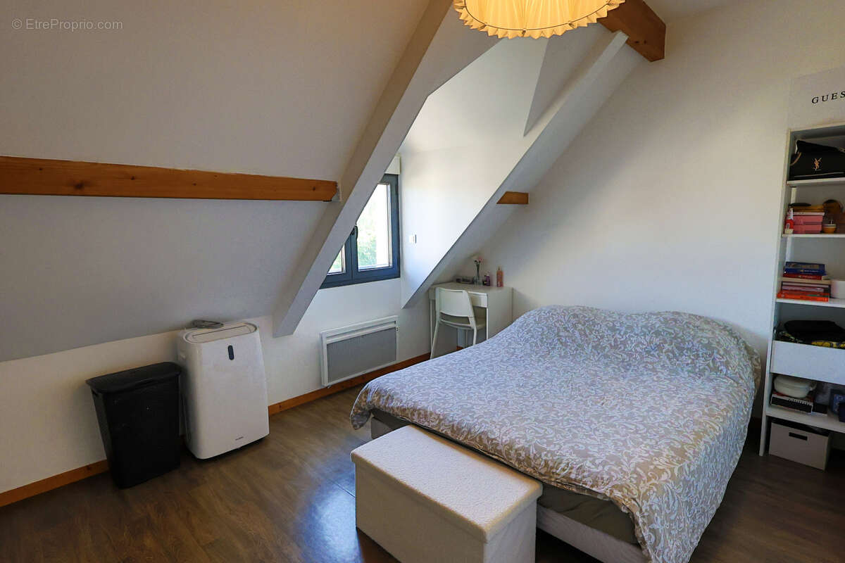 Maison à SAINTRY-SUR-SEINE