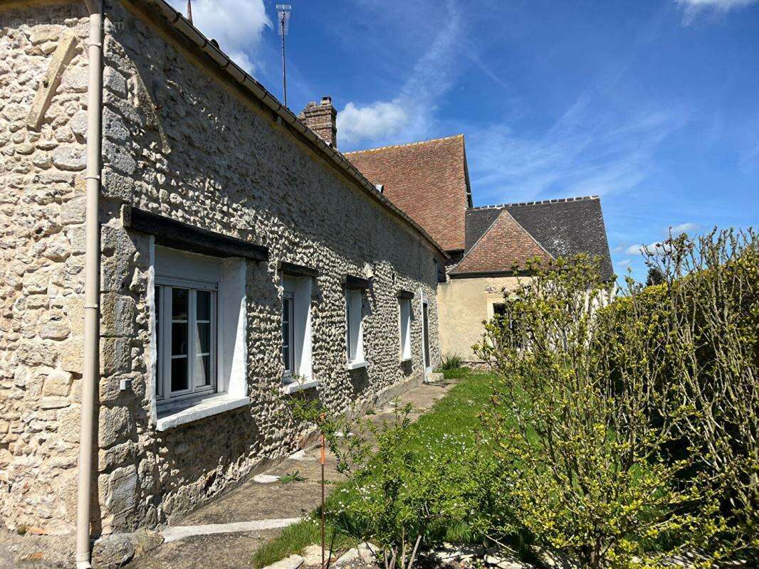 Maison à PACY-SUR-EURE