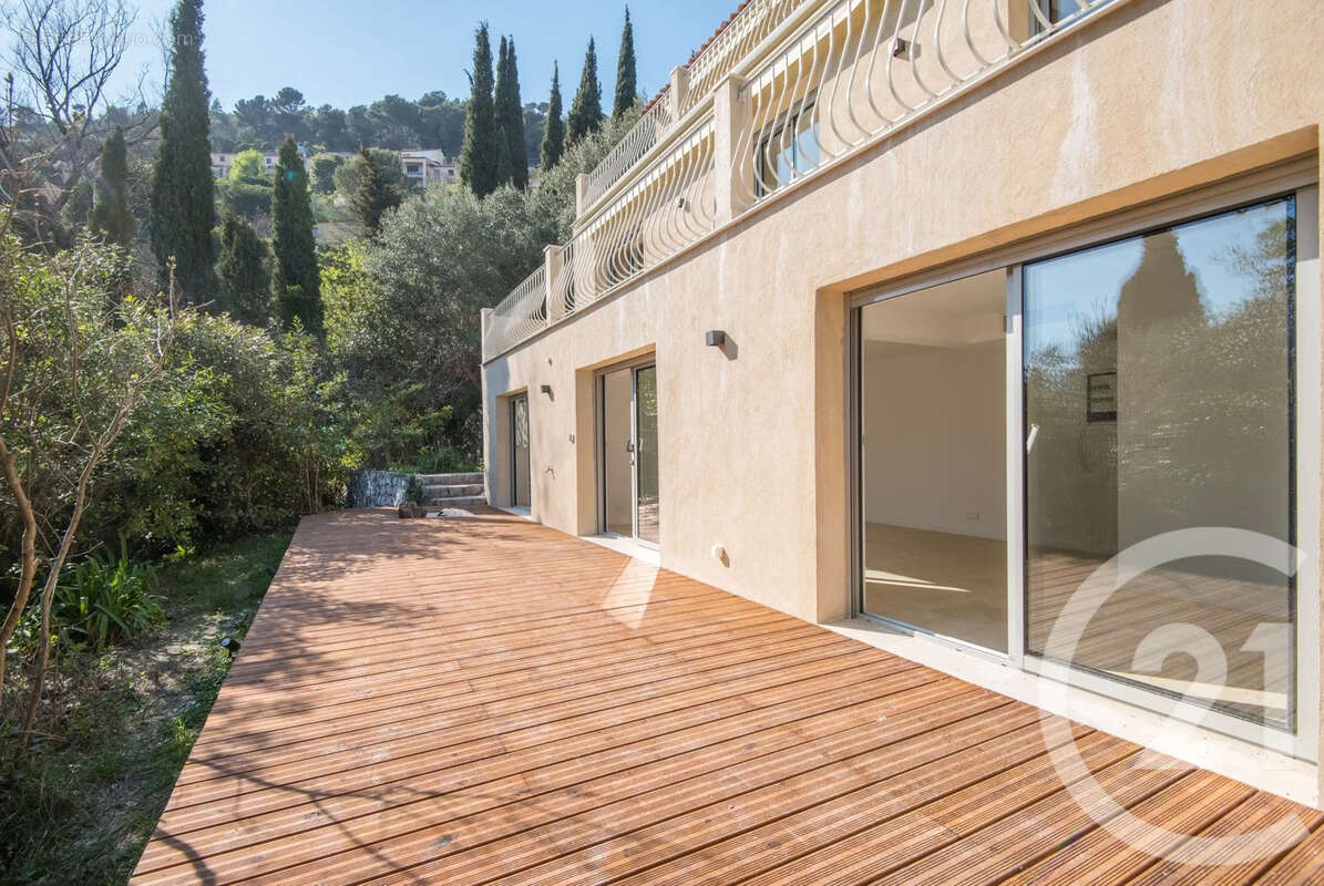 Maison à LA TURBIE