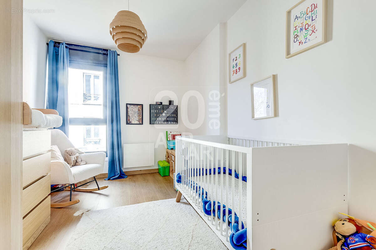 Appartement à PARIS-20E