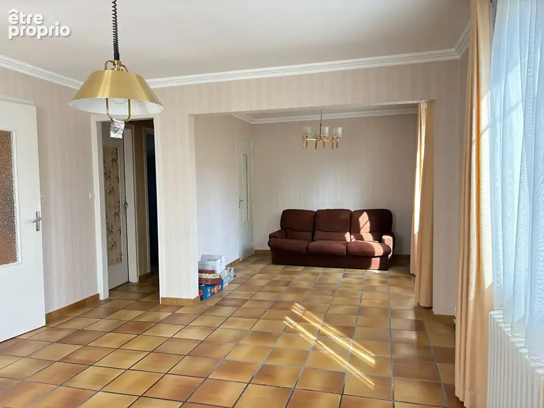 Maison vivable de plain-pied avec jardin, garage et beau potentiel ? Beauvais - photo 3
