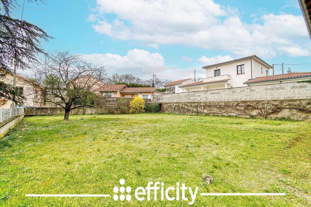 Maison à CHASSE-SUR-RHONE