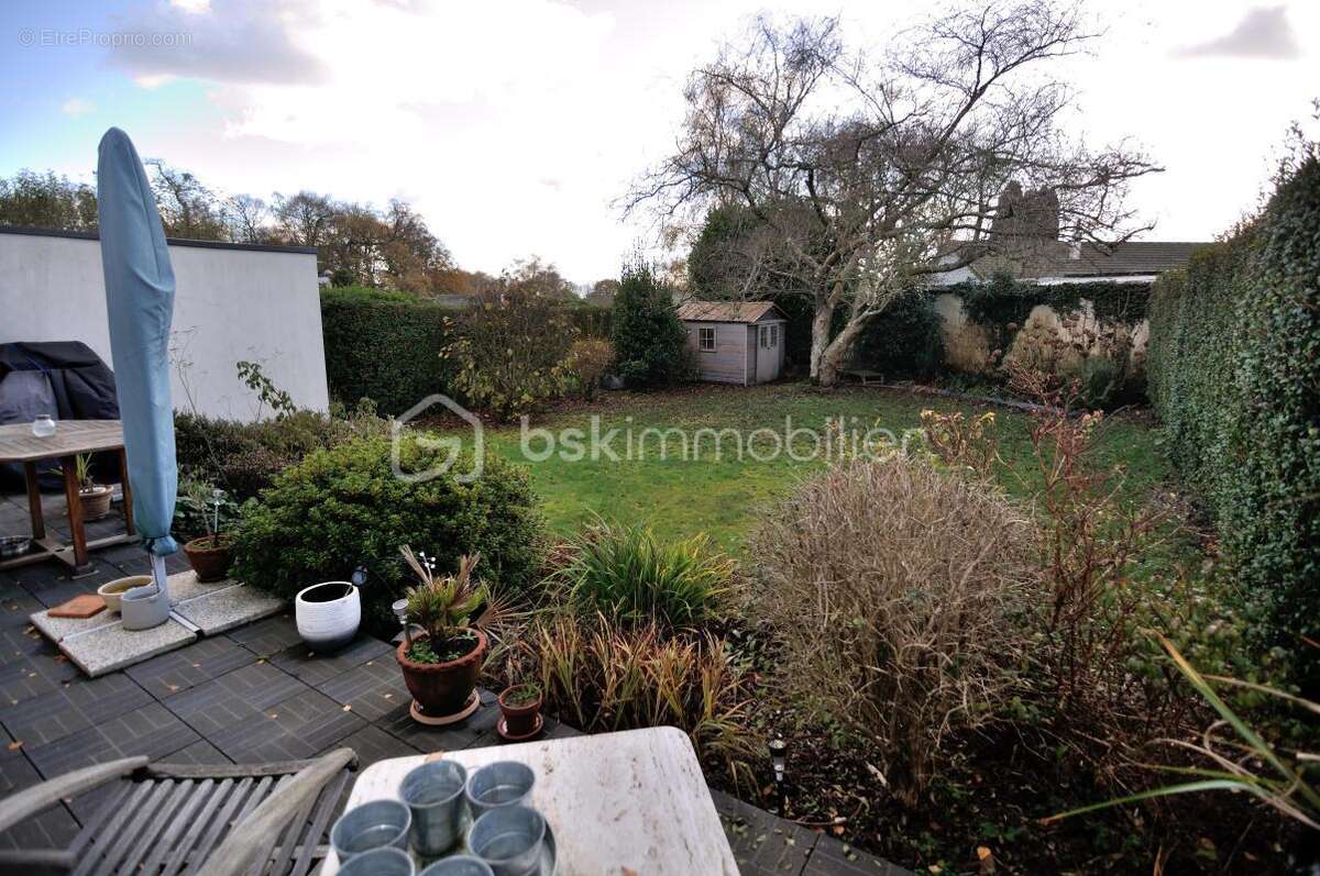 Maison à NOTRE-DAME-DE-GRAVENCHON