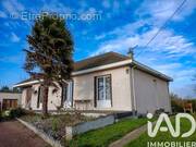 Photo 1 - Maison à ETREVILLE