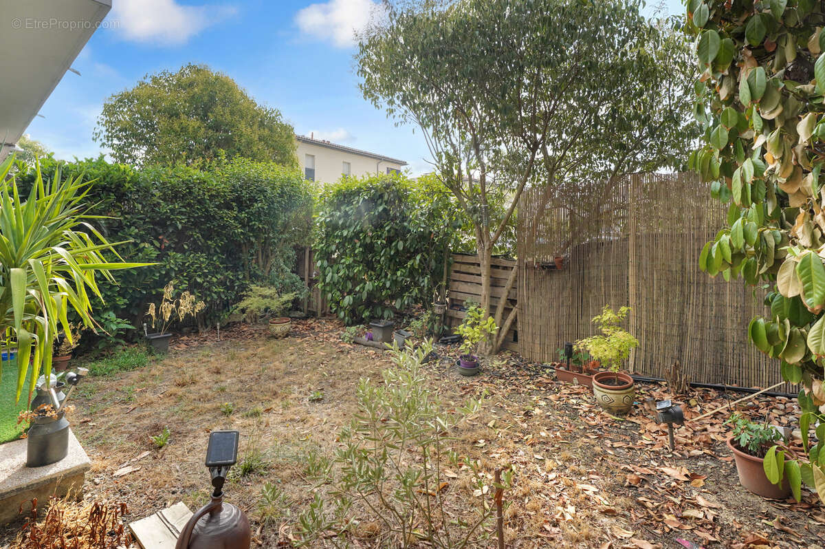 À vendre ! Appartement T2 de 40 m2 en rez-de-jardin   Quartier Lalande - photo 10