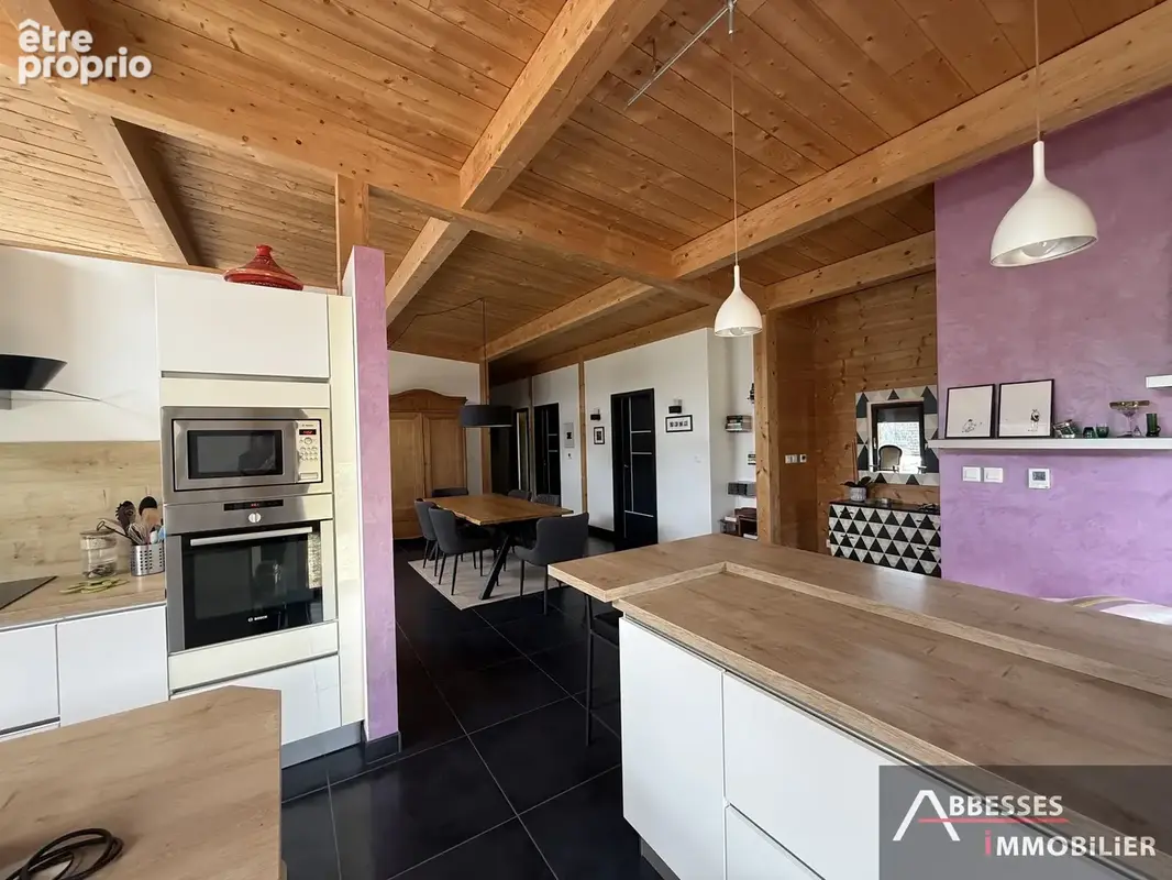 EN EXCLUSIVITÉ - A 2 min de REMIREMONT : pavillon Xilome de plain pied avec piscine et jaccuzzi. - photo 6
