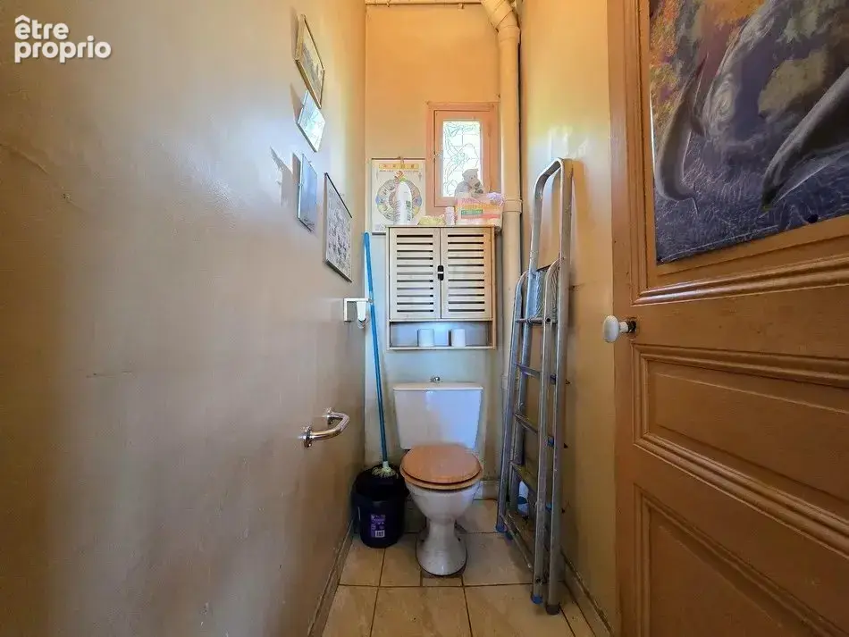 Proche Libération 2 et 3 Pièces à rénover vues panoramiques - photo 46