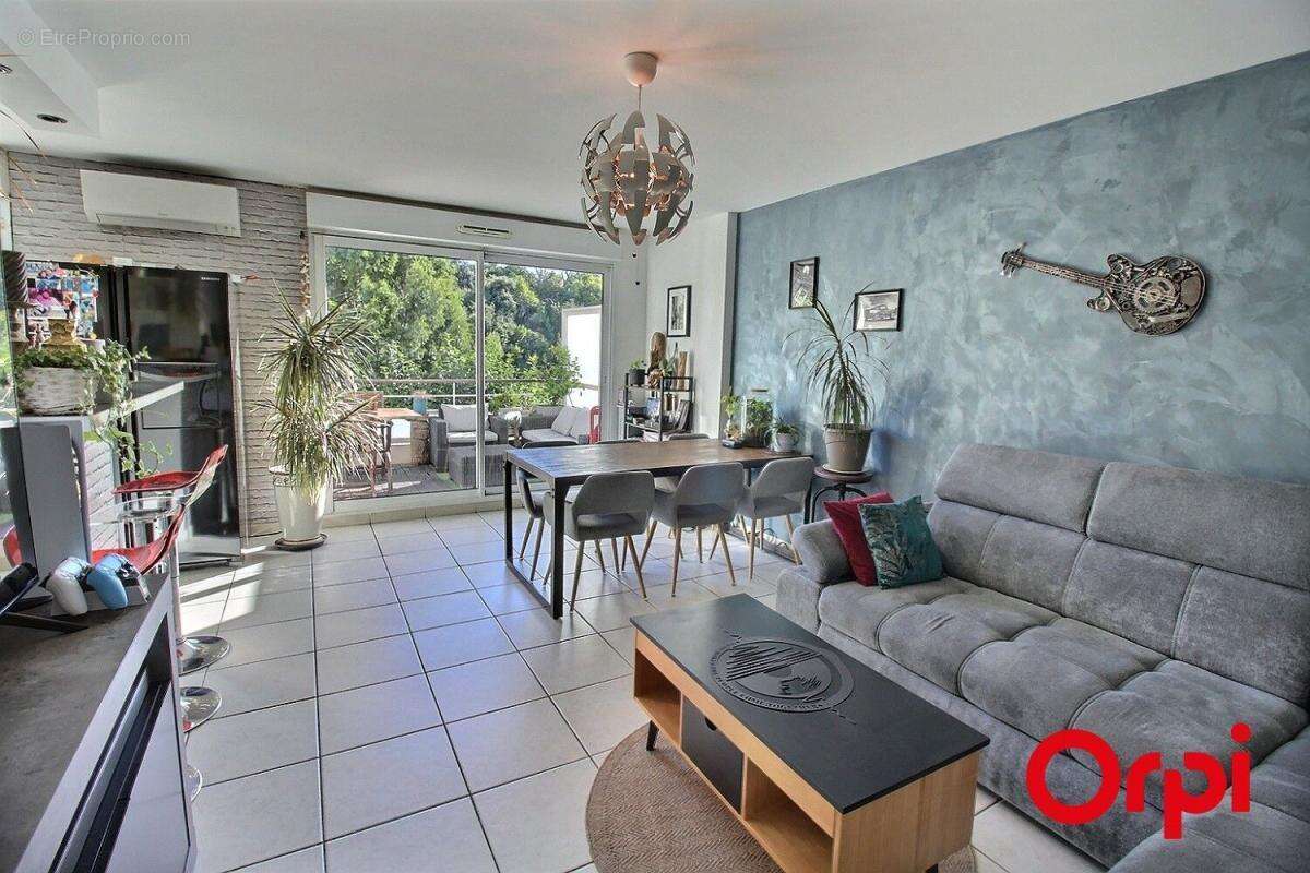 Appartement à MARSEILLE-14E