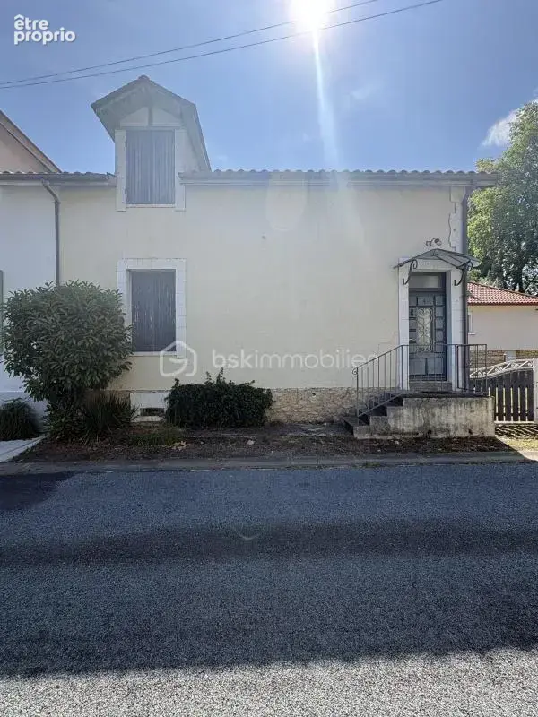 Maison mitoyenne 70 m² avec jardin arboré de 706 m² - photo 2
