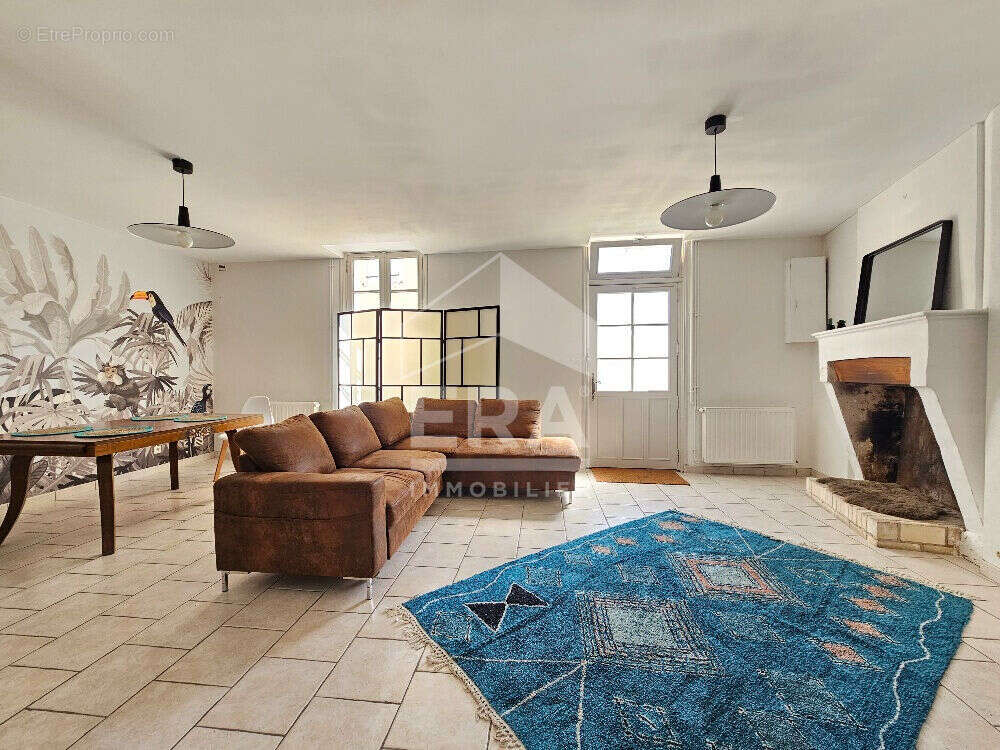 Maison à LA COURONNE