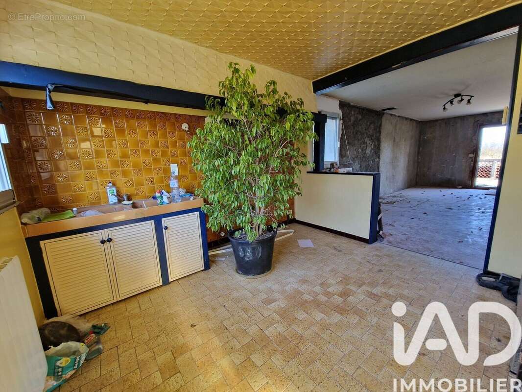 Maison 100 m² à Grane  - photo 8