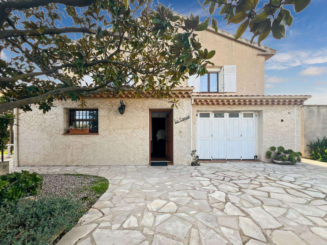 Maison à FREJUS