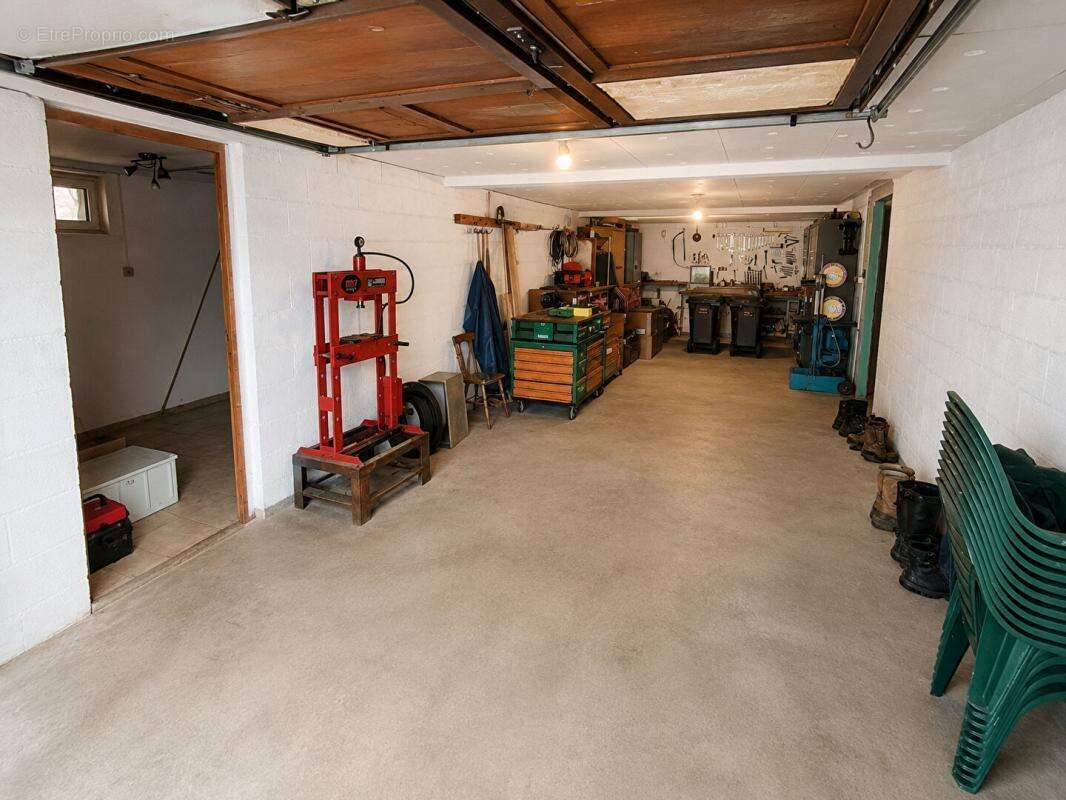 Maison Frahier Et Chatebier 6 pièce(s) 156 m2 - terrain 26 ares - photo 18