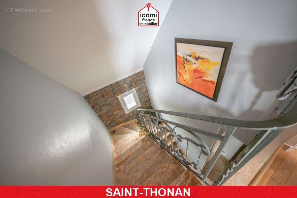 Maison à SAINT-THONAN