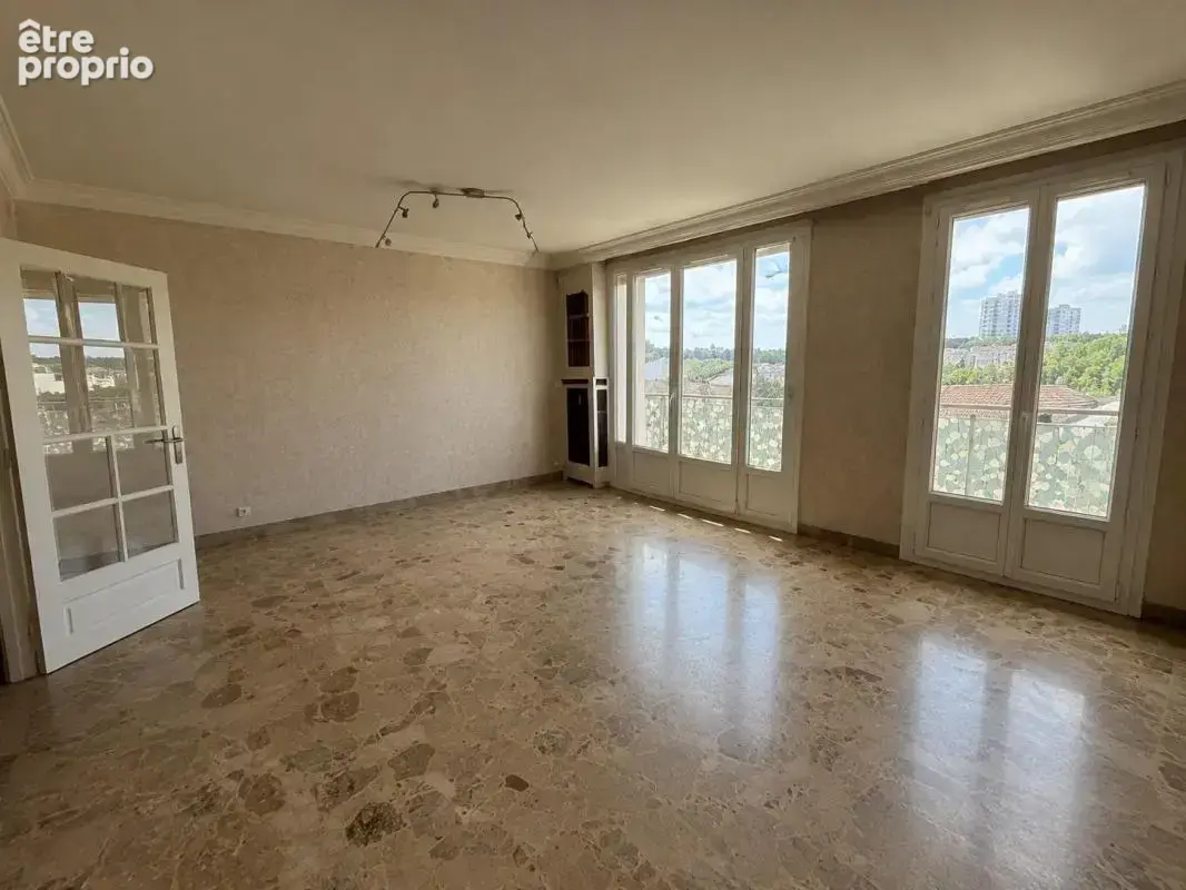 Appartement à rénover - photo 2