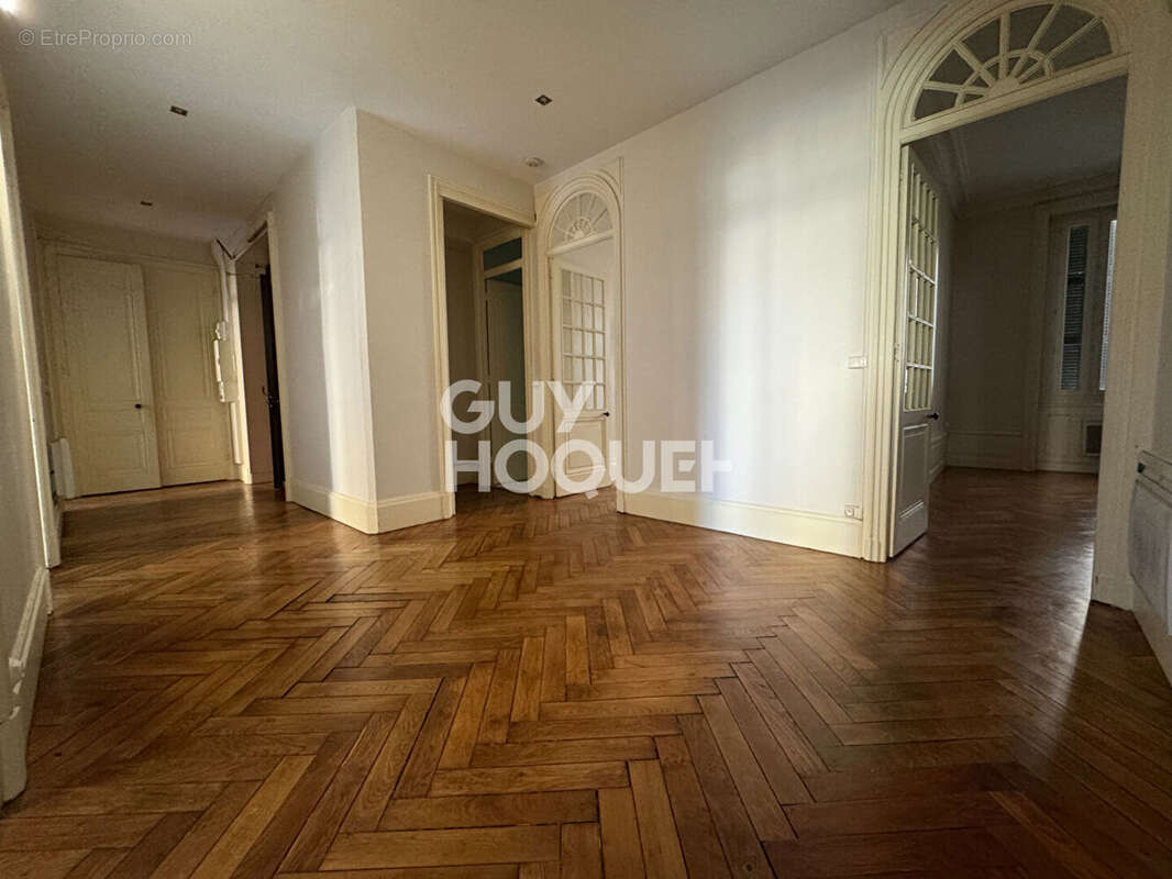 Appartement à LYON-4E