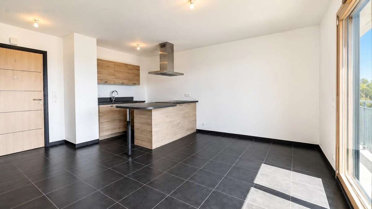 Appartement à EVIAN-LES-BAINS