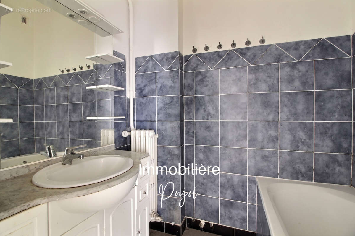 Appartement à MARSEILLE-9E