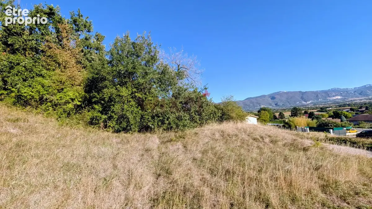 Terrain constructible Saint Lattier 1129 m2 - photo 2