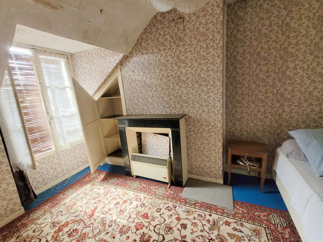 Maison à AIX-EN-OTHE