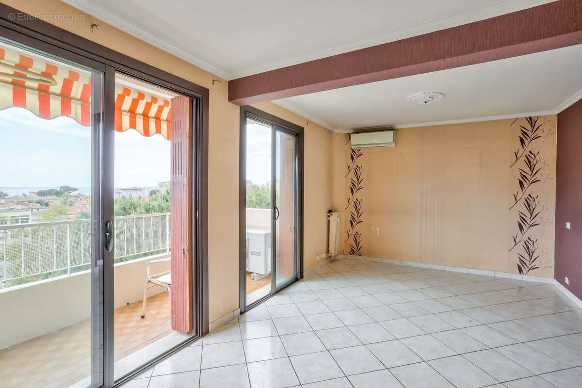Appartement à CAGNES-SUR-MER
