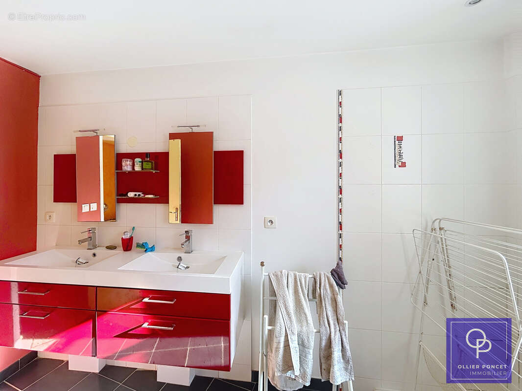 Maison à SAINTE-CATHERINE