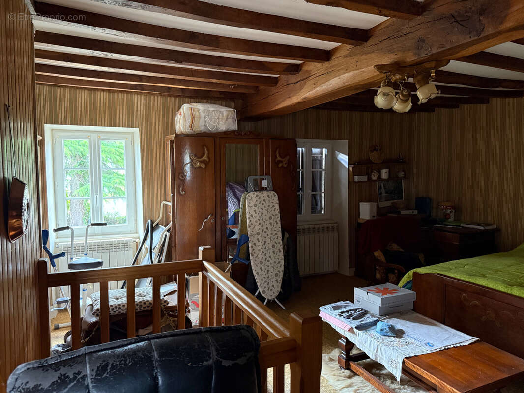 Auv 1224 : Maison en pierres, garage, vue superbe, 822m2 - photo 37