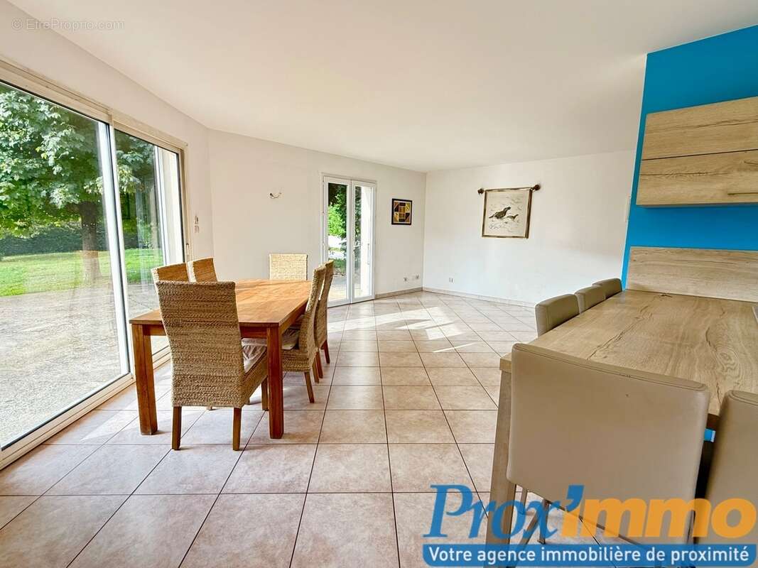 Maison à SAINT-AUPRE