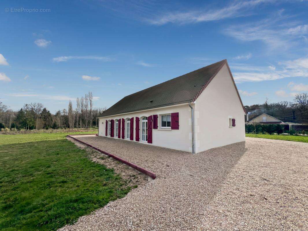 Maison à LA FERTE-SAINT-CYR
