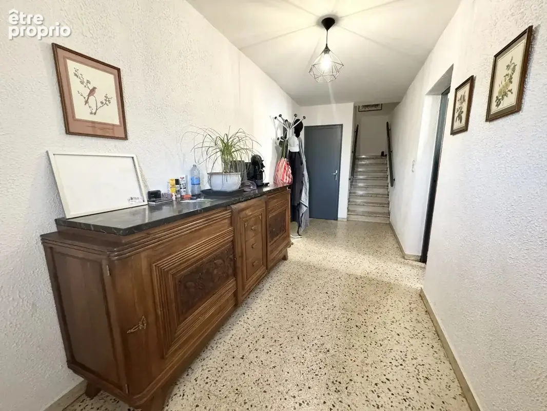 Maison Familiale avec nombreuses dépendances - photo 5