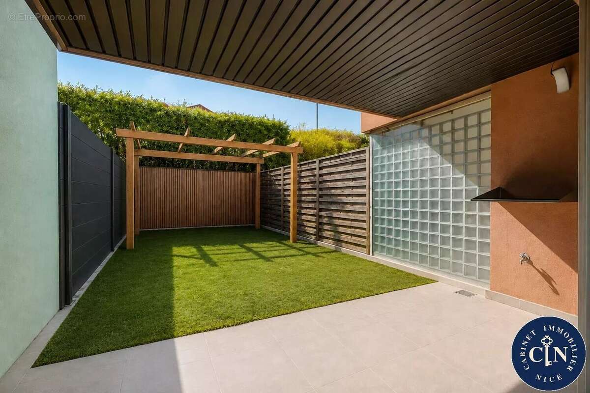 Appartement 61 m² à Nice  - photo 9
