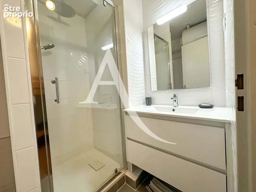 Studio cabine de 21 m2 avec parking - photo 4