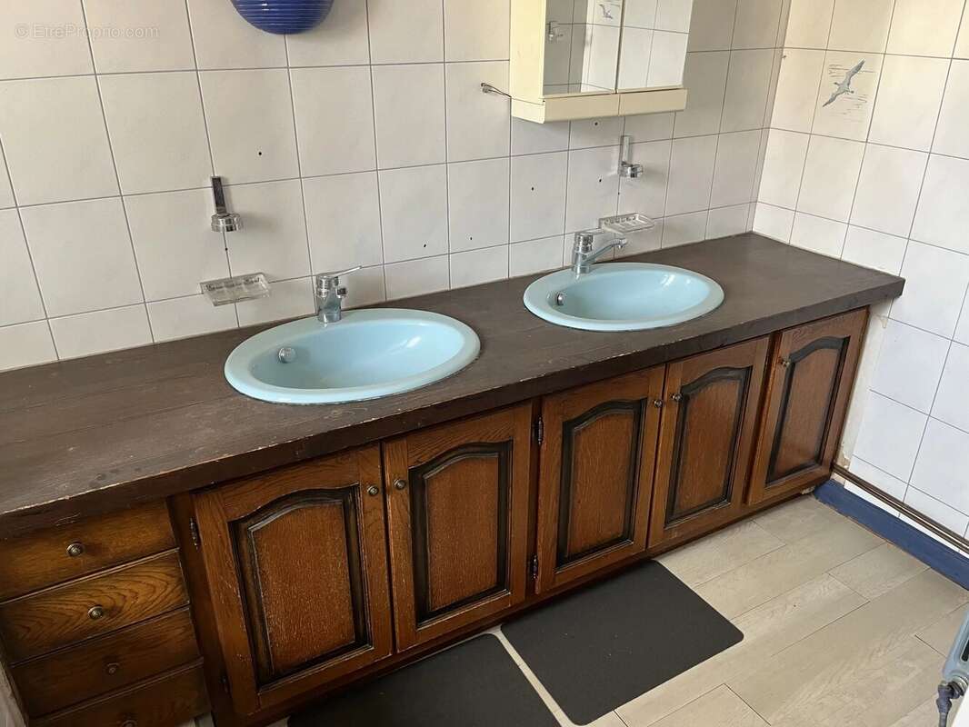 Maison à MAGNAC-LAVAL