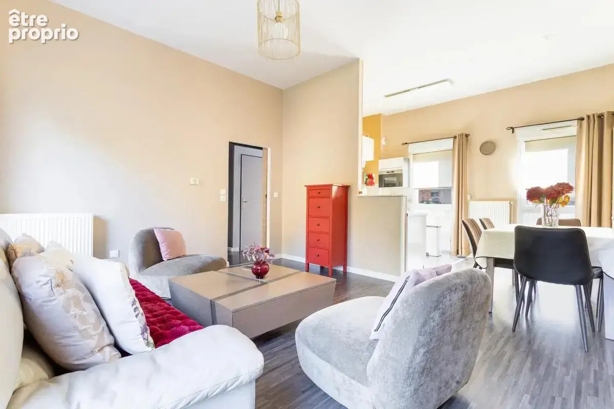 Maison de 5 pièces de 105 m² situé à Lille - photo 4