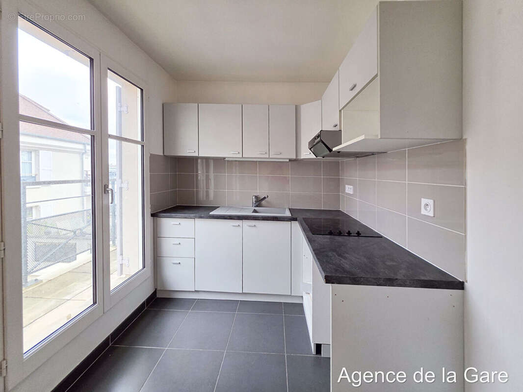 Appartement à MAISONS-LAFFITTE