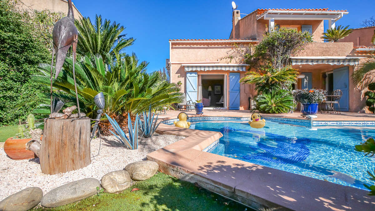 Maison à HYERES