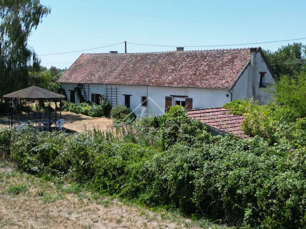 Charmante maison de 116 m² à La Ferté-Hauterive - photo 37