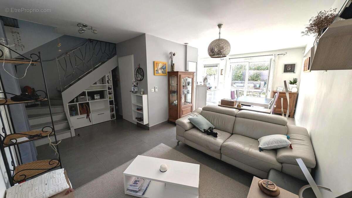 Maison à PRADES-LE-LEZ