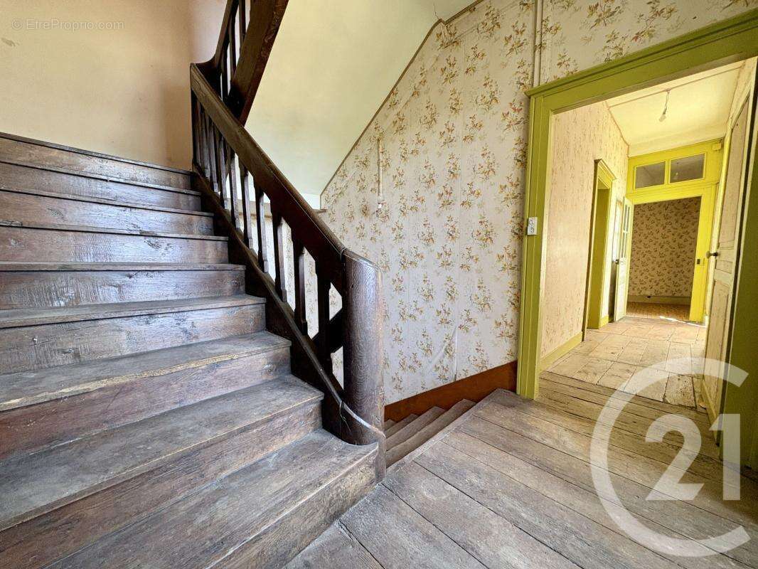 Maison 90 m² à Peyrat-De-Bellac  - photo 17