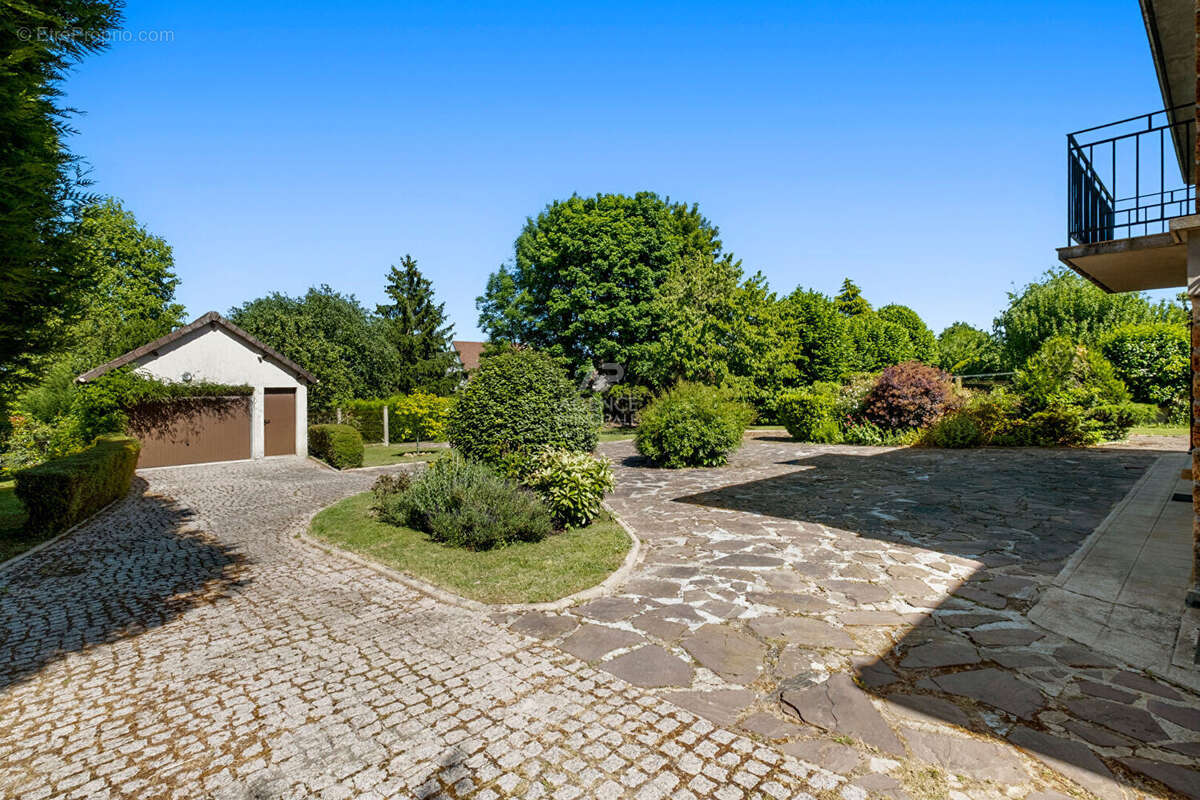 Maison à SAINT-GERMAIN-EN-LAYE