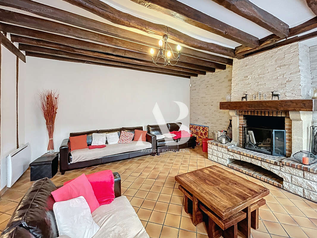 Maison à FONTENAILLES