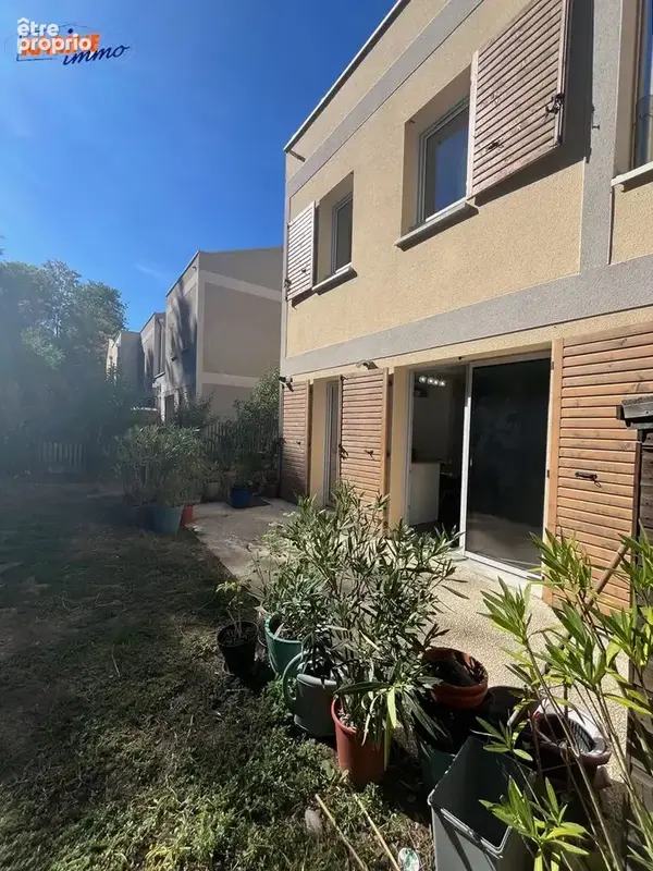 Maison 4 pièces 83 m² à vendre à Fontaines-Saint-Martin (69270) - photo 2