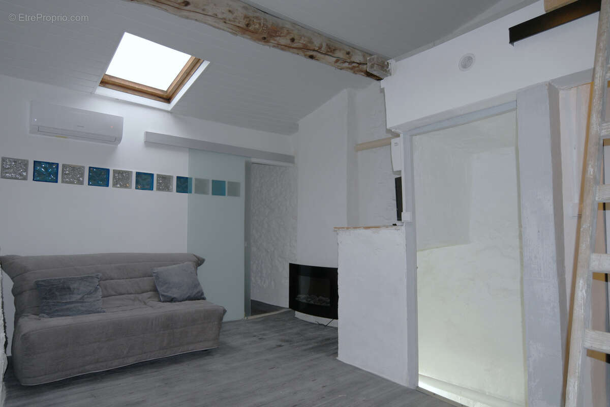 Maison à LEZIGNAN-CORBIERES