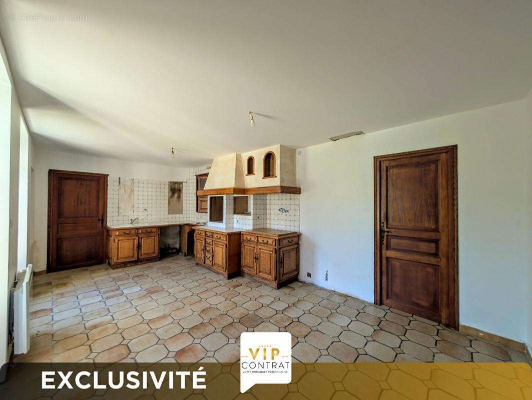 Maison à SAINT-SEVER-DE-SAINTONGE